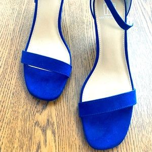 Material Girl, size 7.5, 4” heels, Royal blue